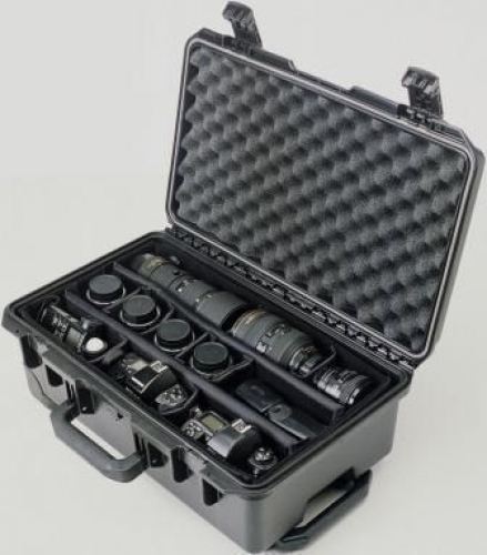 Pelican 2500 Storm Case with Padded Dividers - Black
